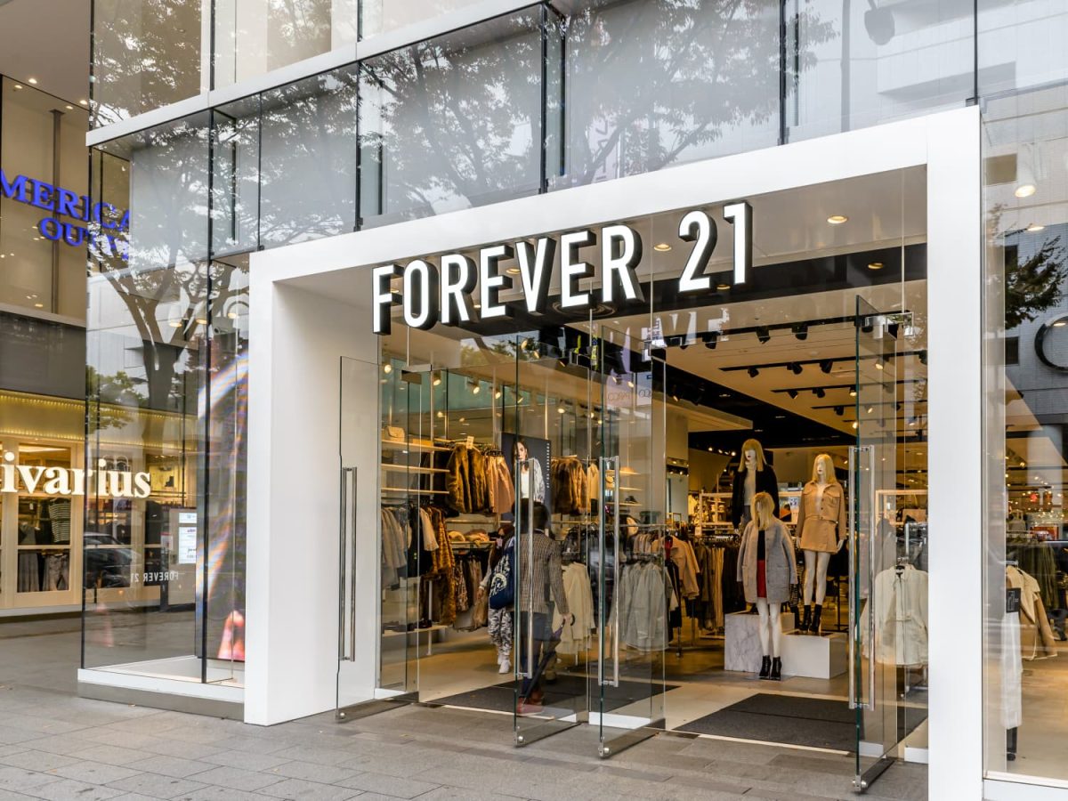 A Forever 21 storefront. Forever 21 is a store which primarily sells fast fashion clothing. (Tung Cheung/Shutterstock)